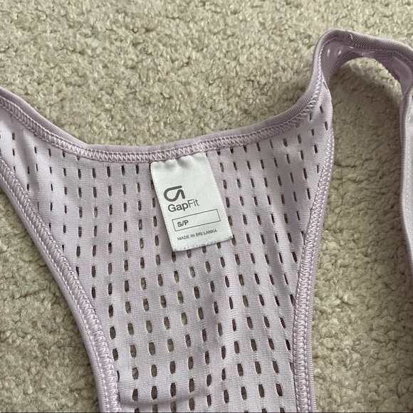 GapFit racer back workout tank top - Picture 3 of 3